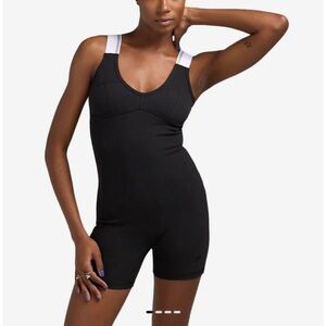 Adidas cs playsuit large - Women's Bodysuit new